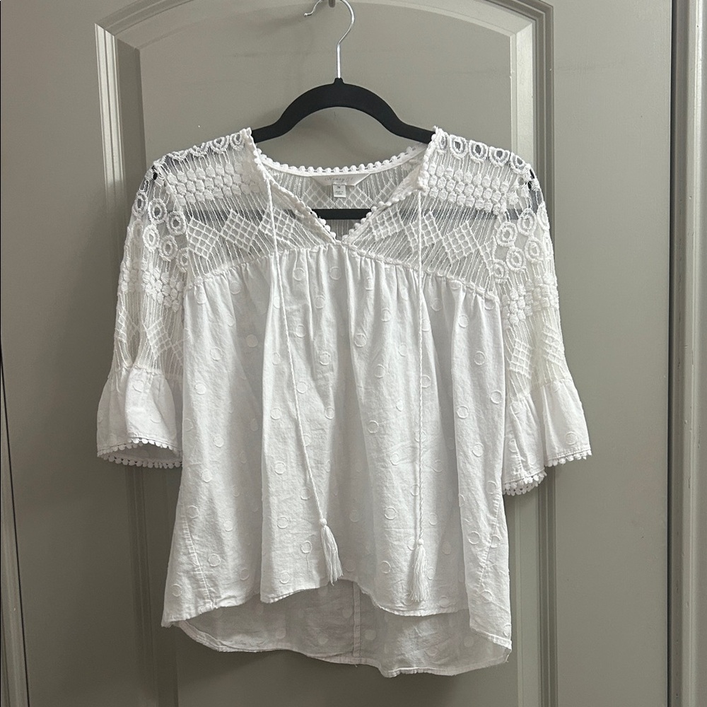 Chic White Lace Blouse for Women